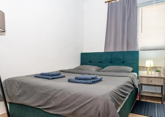 Modern Upon Tsimiski Apartament