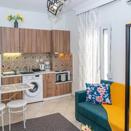 Modern Upon Tsimiski