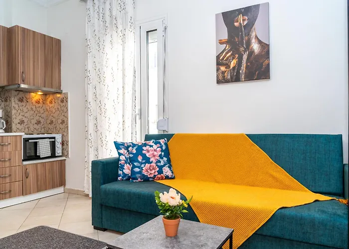Apartment Modern Upon Tsimiski *