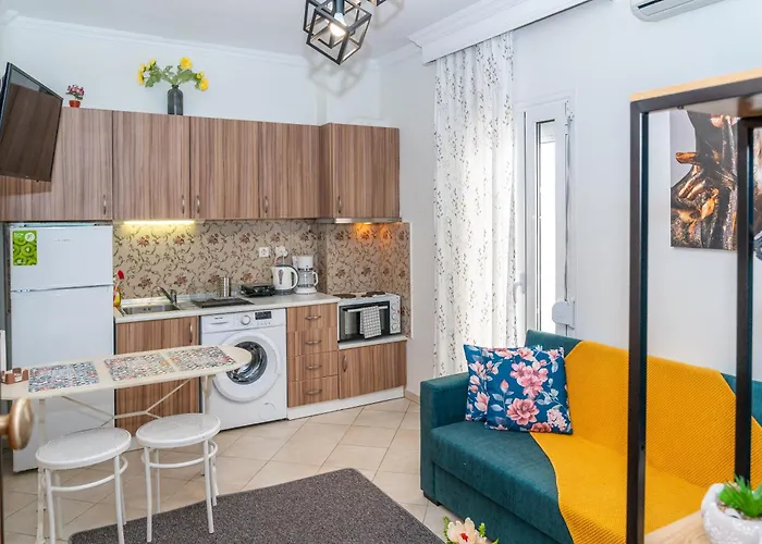 Modern Upon Tsimiski